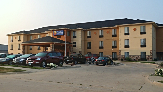 
		
			Comfort Inn & Suites (Werner Ave)
		
	