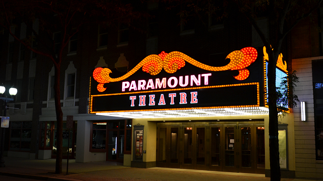 
		
			Paramount Theatre
		
	