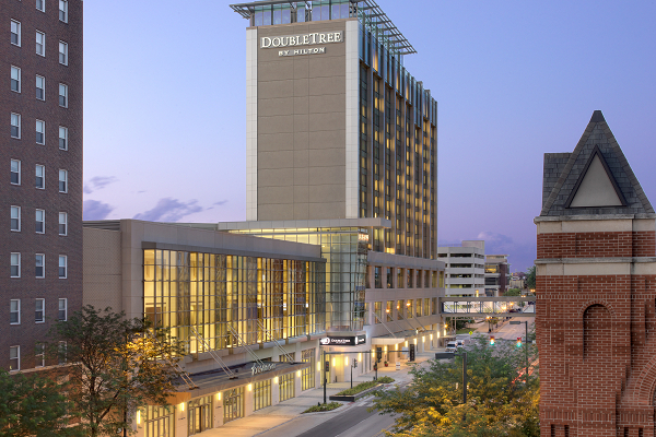 Doubletree By Hilton At The Alliant Energy Powerhouse