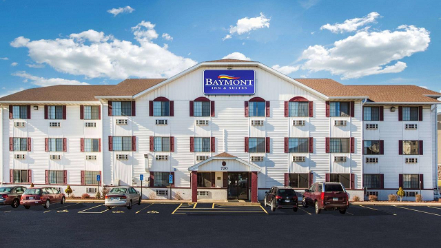 
		
			Baymont Inn & Suites Cedar Rapids
		
	